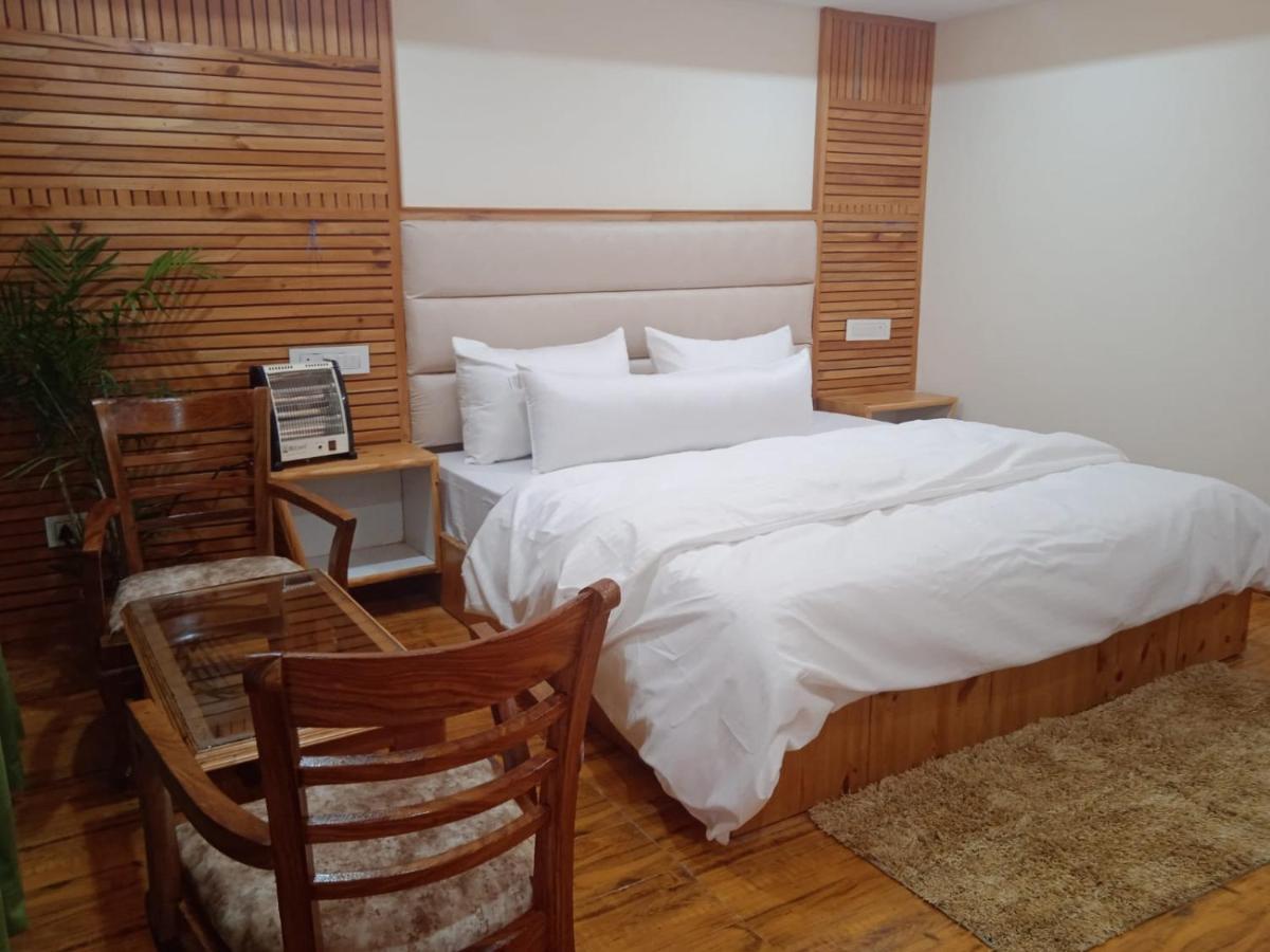 Resort The Himalayan Odyssey And Cottages 다람샬라 외부 사진