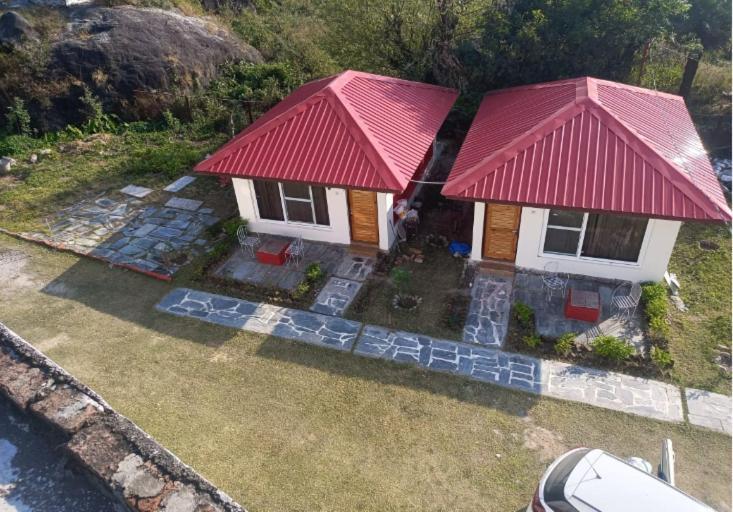 Resort The Himalayan Odyssey And Cottages 다람샬라 외부 사진